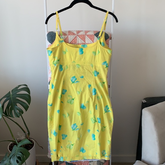 D&G beautiful flower dress - Picture 3 of 8